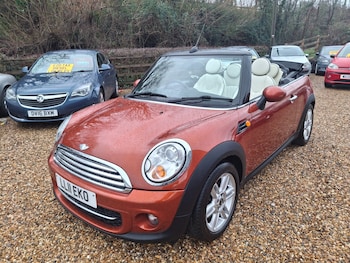 Used MINI Convertible 2011 for sale - 77211727: Photo