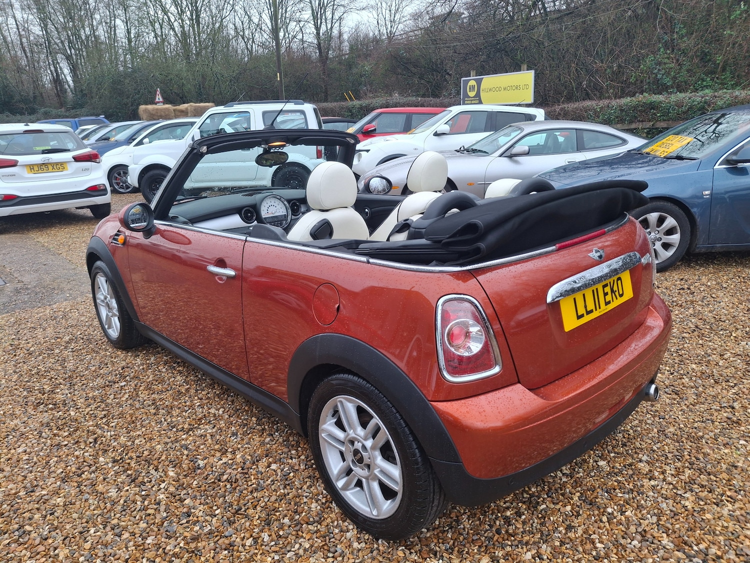 Used MINI Convertible 2011 for sale - 77211727: Photo 7