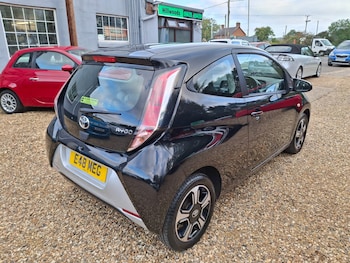 Used Toyota AYGO 2015 for sale - 75974952: Photo