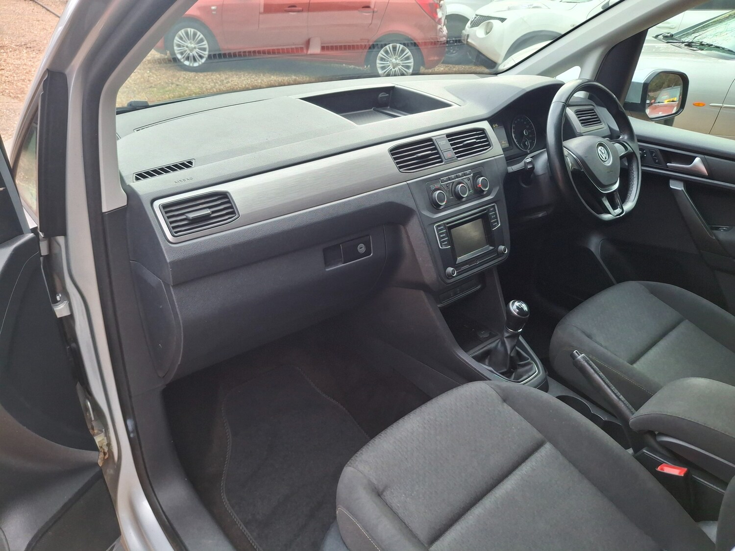 Used Volkswagen Caddy Maxi Life 2016 for sale - 77552483: Photo 14