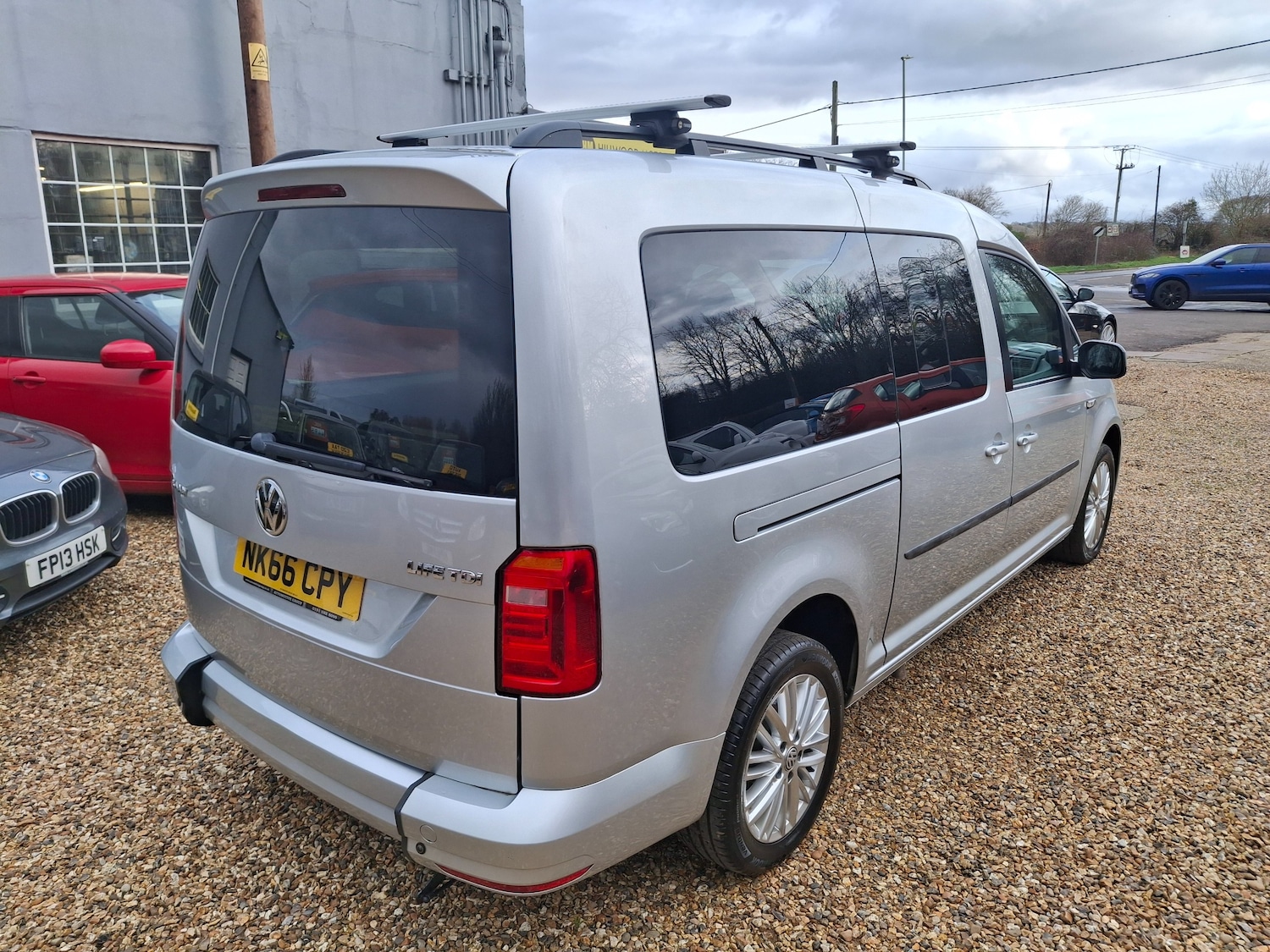 Used Volkswagen Caddy Maxi Life 2016 for sale - 77552483: Photo 3
