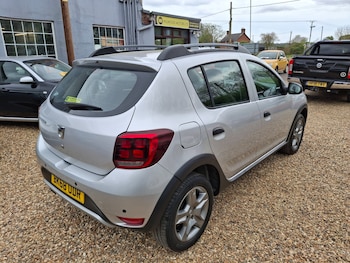 Used Dacia Sandero Stepway 2018 for sale - 78134820: Photo