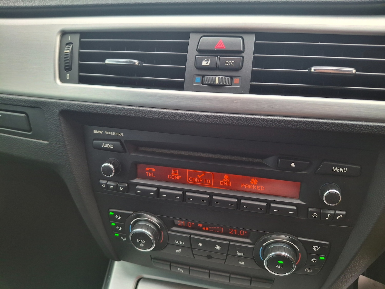 Used BMW 3 Series 2011 for sale - 77526285: Photo 28