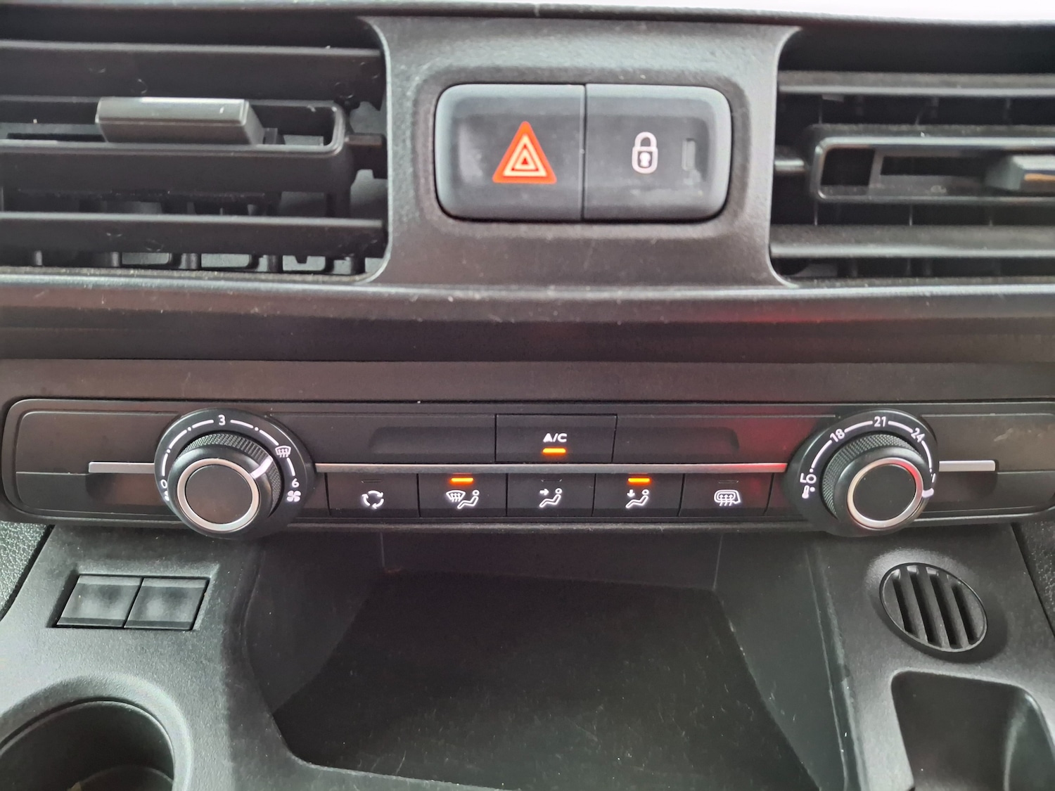 Used Citroen Berlingo 2020 for sale - 77249424: Photo 22