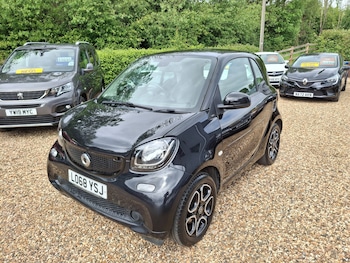 Used smart fortwo 2018 for sale - 78641289: Photo