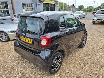 Used smart fortwo 2018 for sale - 78641289: Photo