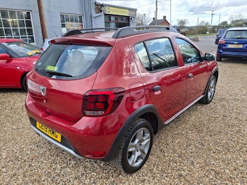 Used Dacia Sandero Stepway 2019 for sale - 77971846: Photo