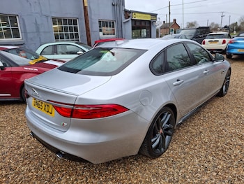Used Jaguar XF 2015 for sale - 77307740: Photo