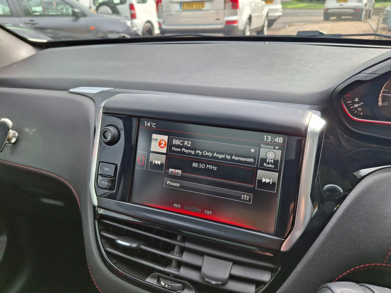 Used Peugeot 208 2015 for sale - 76351411: Photo 19