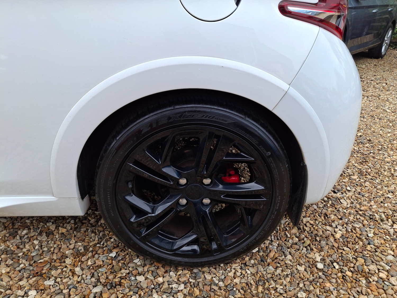 Used Peugeot 208 2015 for sale - 76351411: Photo 37