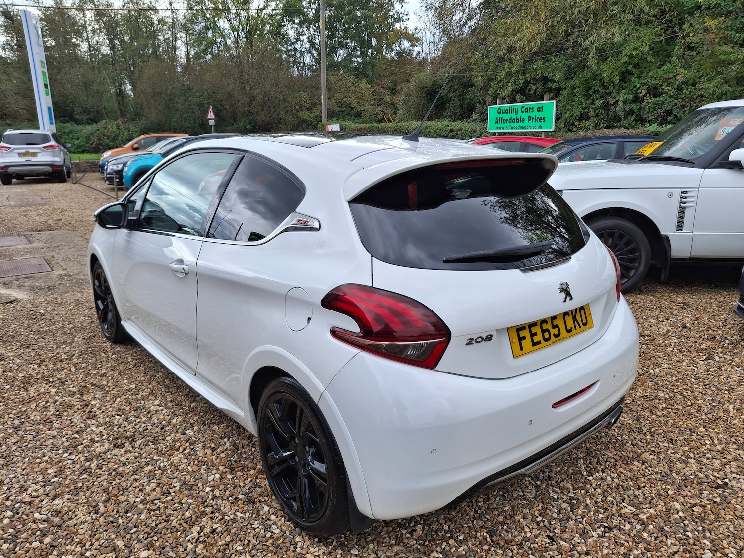 Used Peugeot 208 2015 for sale - 76351411: Photo 4