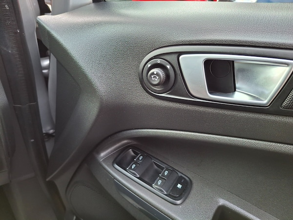 Used Ford Ecosport 2017 for sale - 76299826: Photo 26