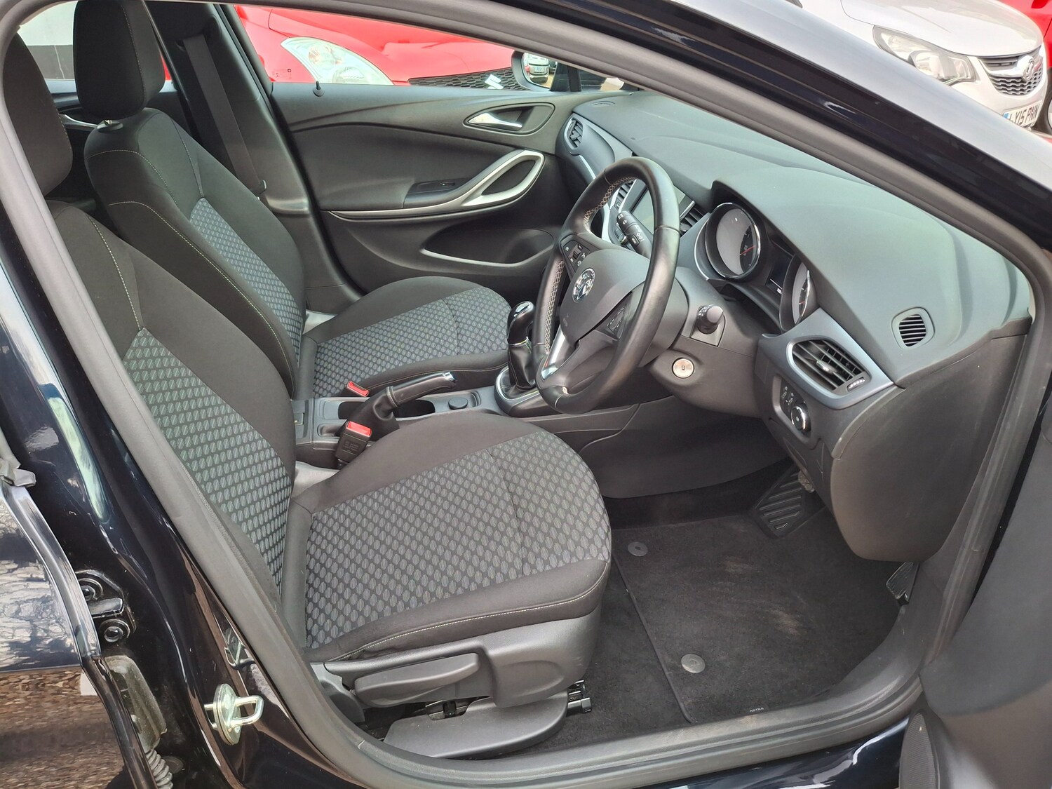 Used Vauxhall Astra 2017 for sale - 77764272: Photo 10