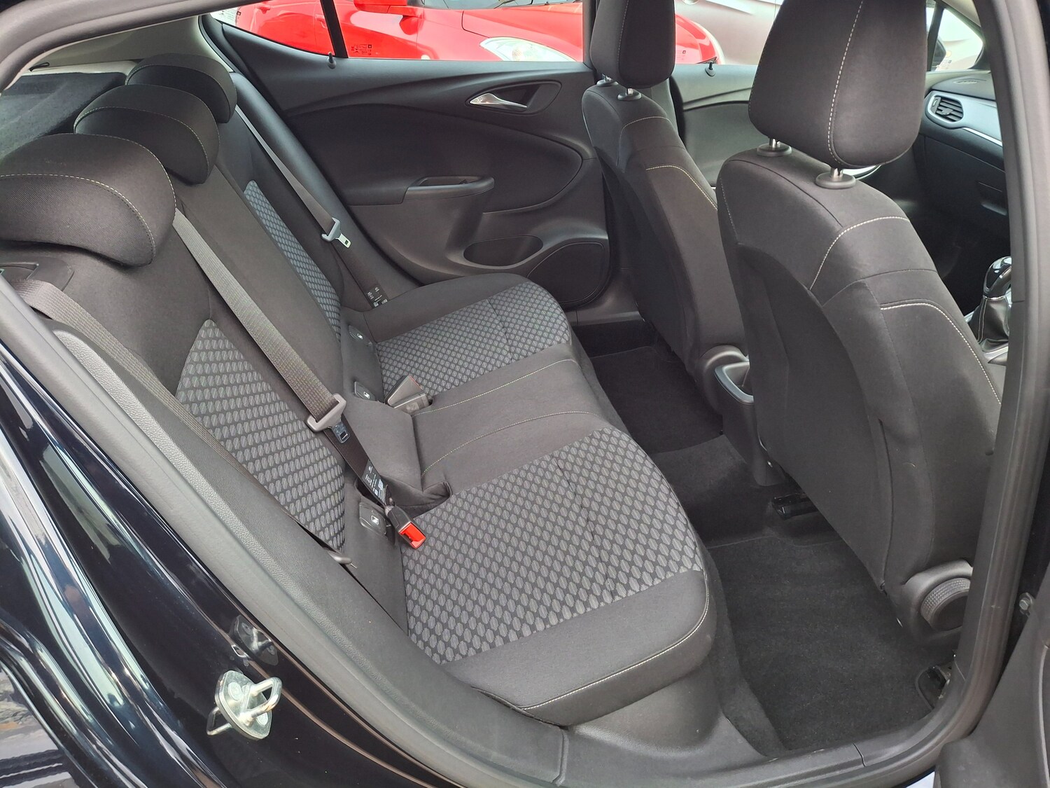 Used Vauxhall Astra 2017 for sale - 77764272: Photo 11