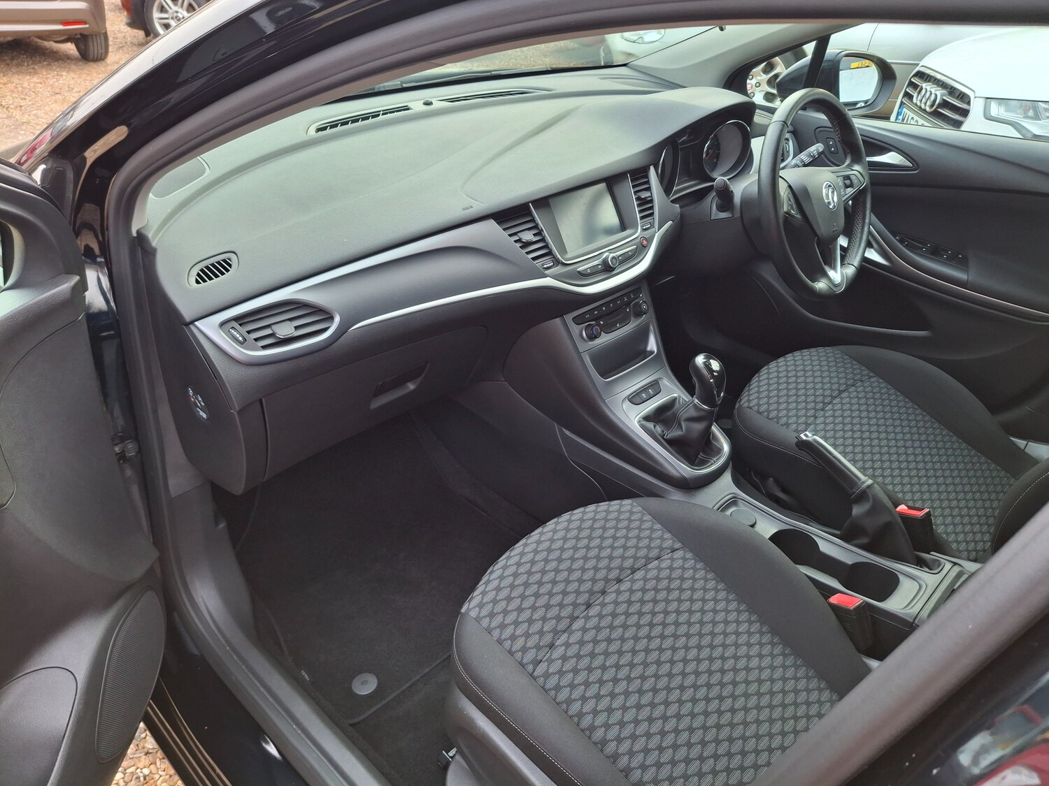 Used Vauxhall Astra 2017 for sale - 77764272: Photo 12