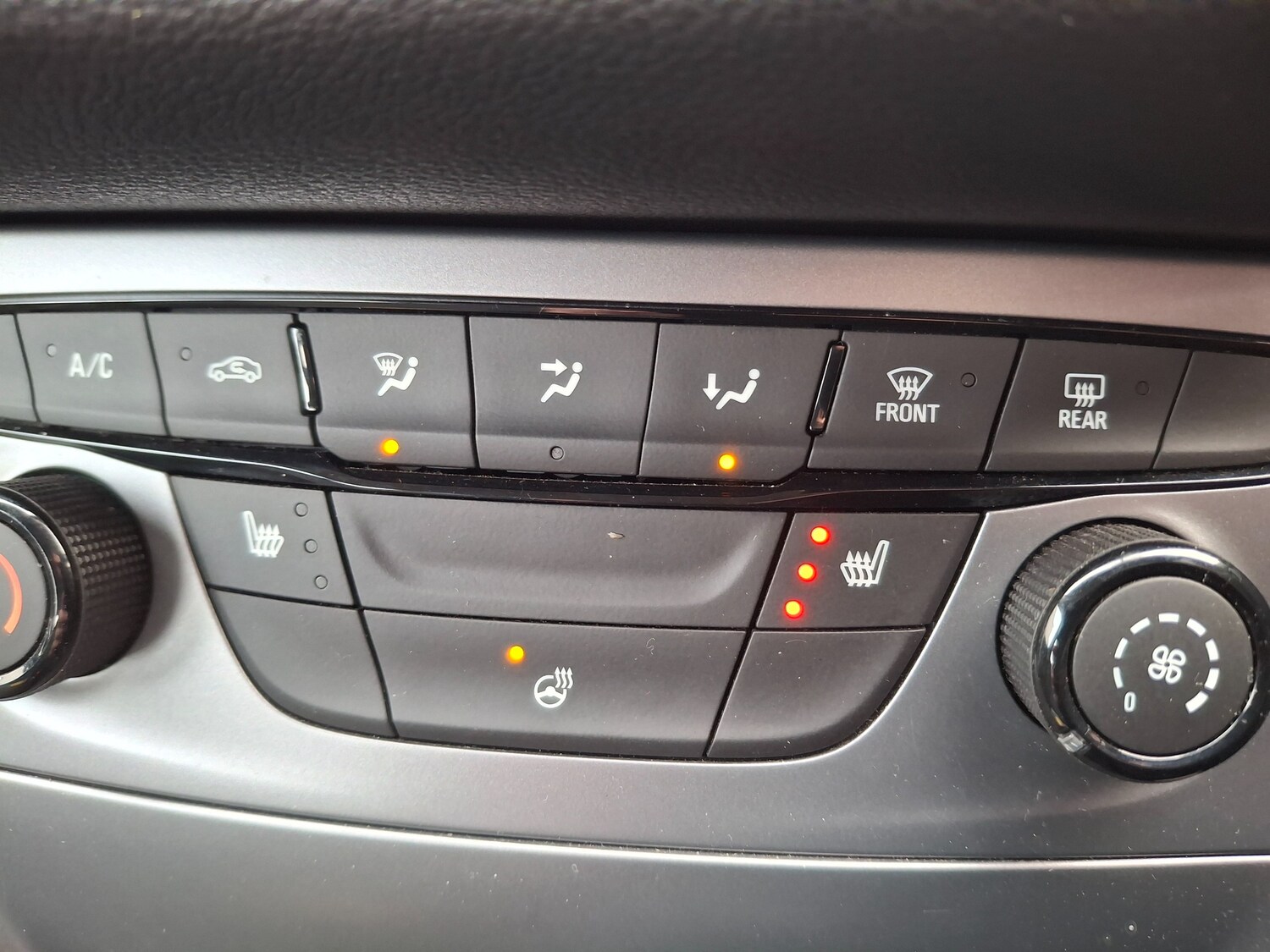 Used Vauxhall Astra 2017 for sale - 77764272: Photo 24