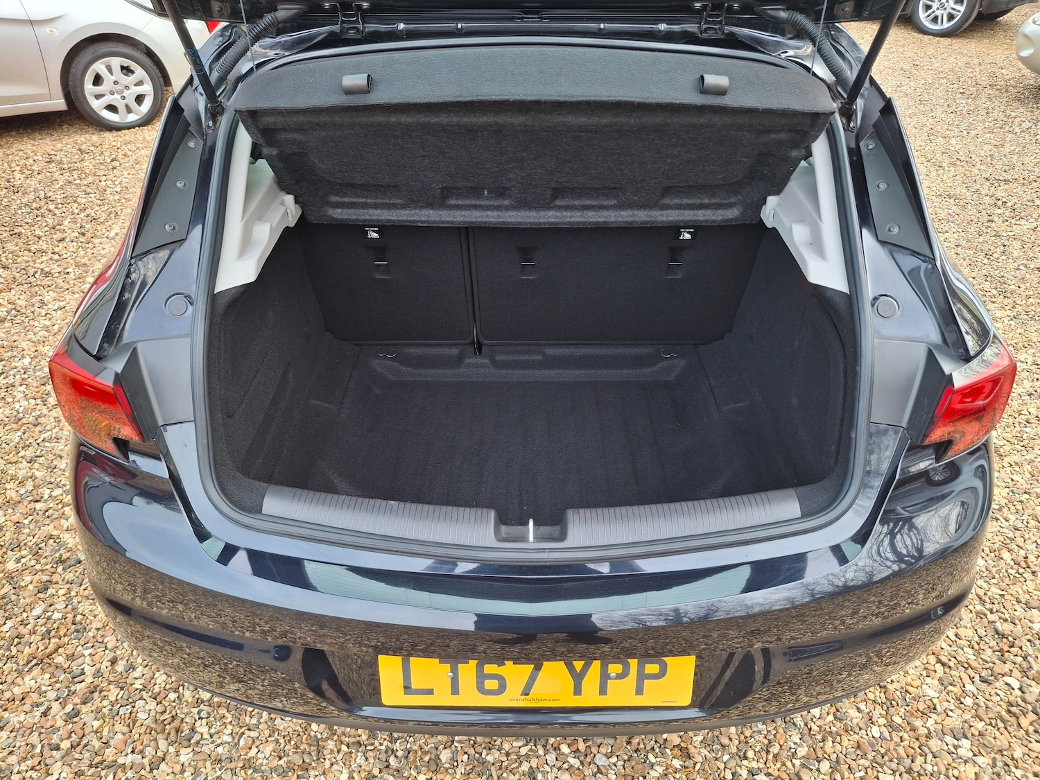 Used Vauxhall Astra 2017 for sale - 77764272: Photo 30