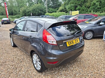 Used Ford Fiesta 2016 for sale - 78789341: Photo