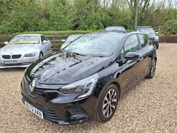 Used Renault Clio 2022 for sale - 77919093: Photo