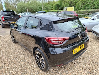 Used Renault Clio 2022 for sale - 77919093: Photo