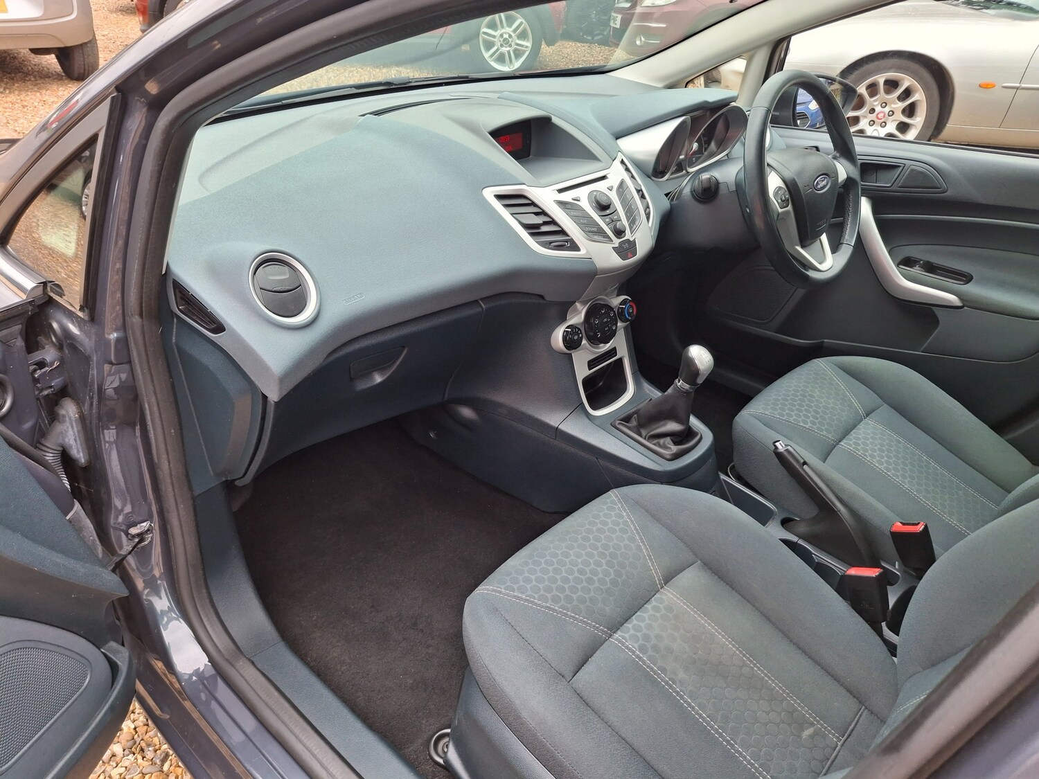 Used Ford Fiesta 2011 for sale - 77845495: Photo 12