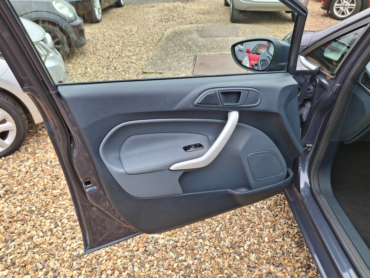 Used Ford Fiesta 2011 for sale - 77845495: Photo 18