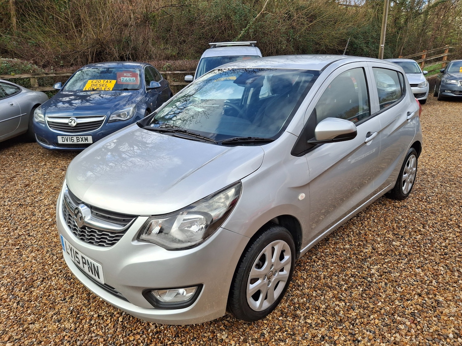 Used Vauxhall Viva 2015 for sale - 77552507: Photo 2