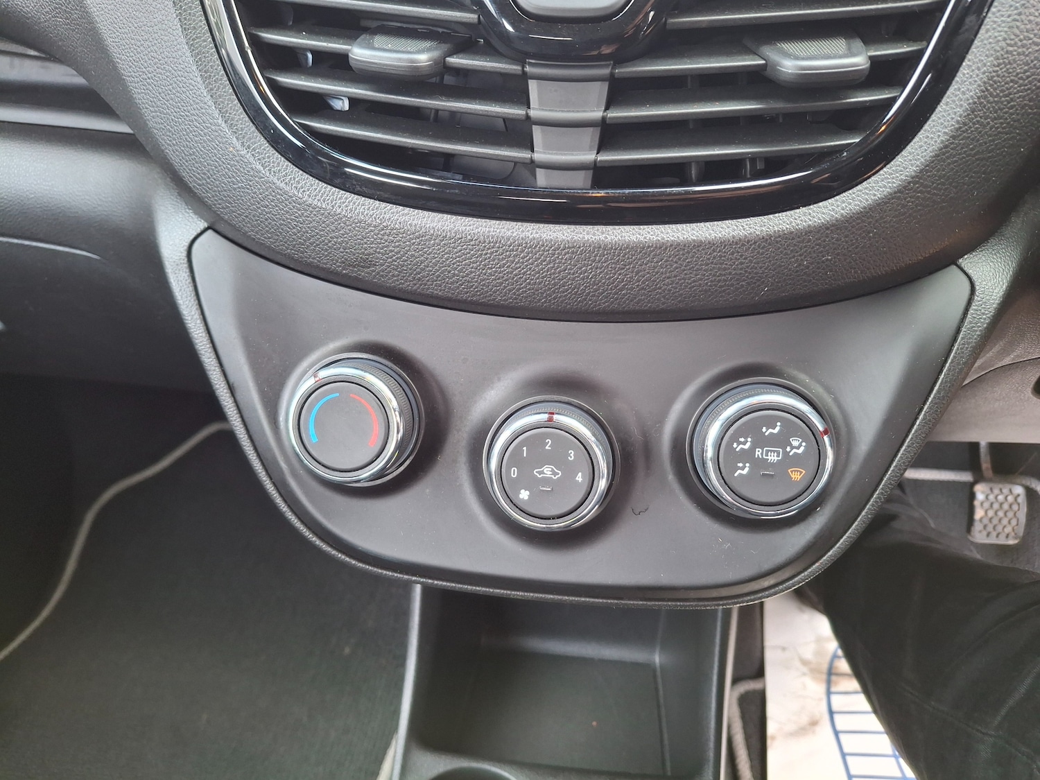 Used Vauxhall Viva 2015 for sale - 77552507: Photo 20