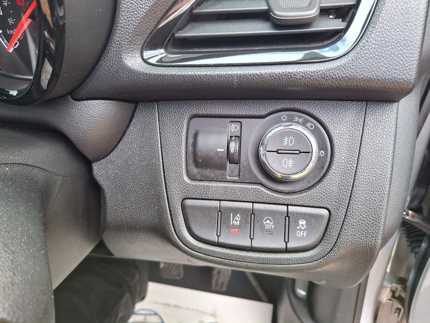 Used Vauxhall Viva 2015 for sale - 77552507: Photo 22