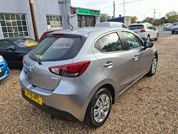 Used Mazda Mazda2 2015 for sale - 76373336: Photo