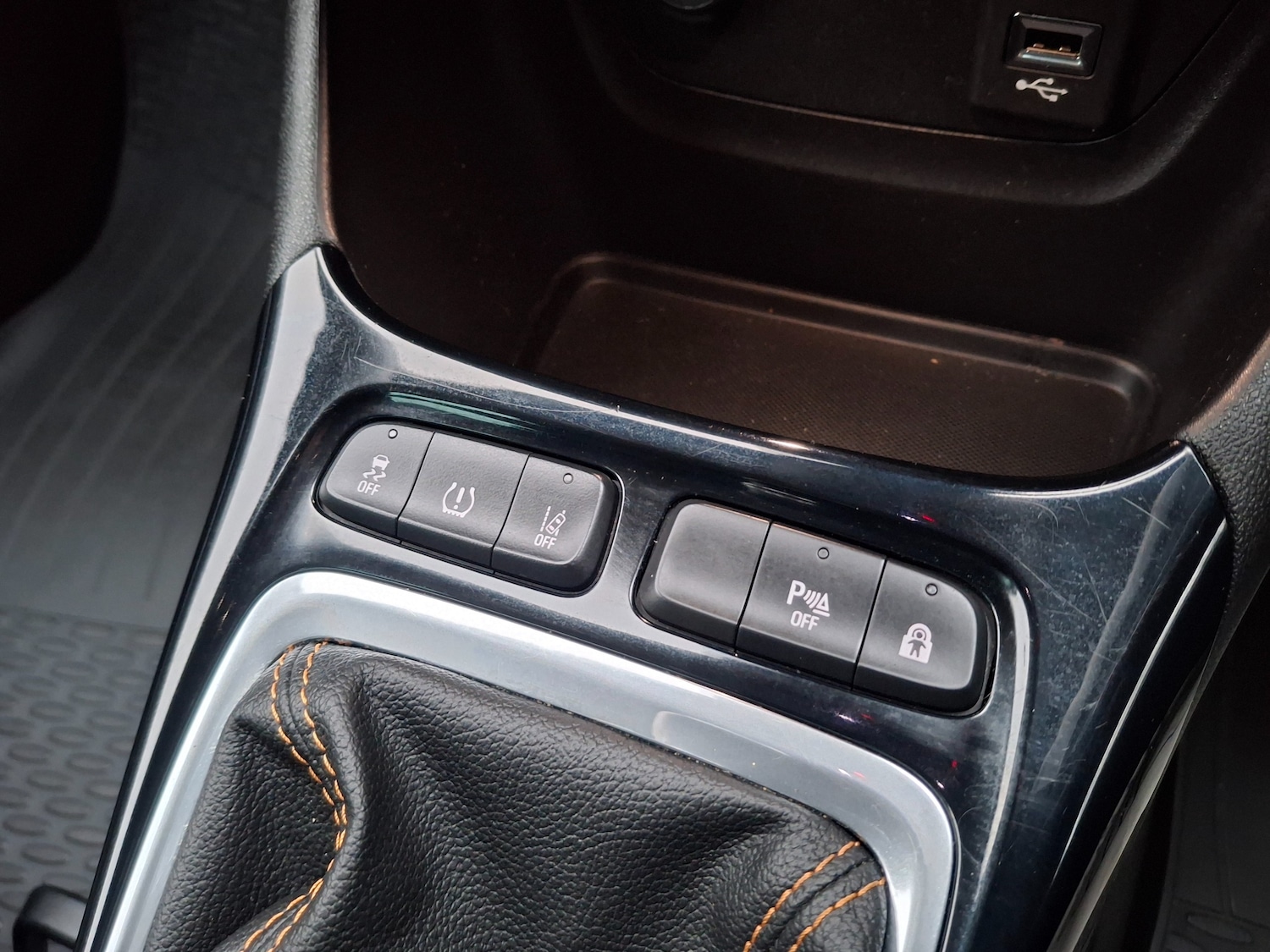 Used Vauxhall Crossland X 2017 for sale - 76480805: Photo 24