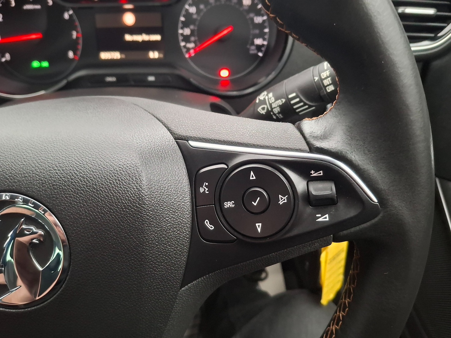 Used Vauxhall Crossland X 2017 for sale - 76480805: Photo 26