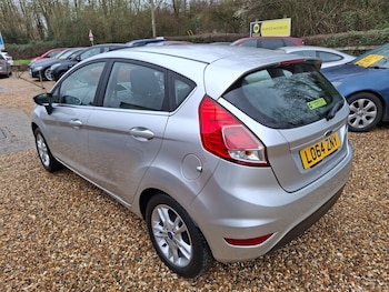 Used Ford Fiesta 2015 for sale - 77685868: Photo