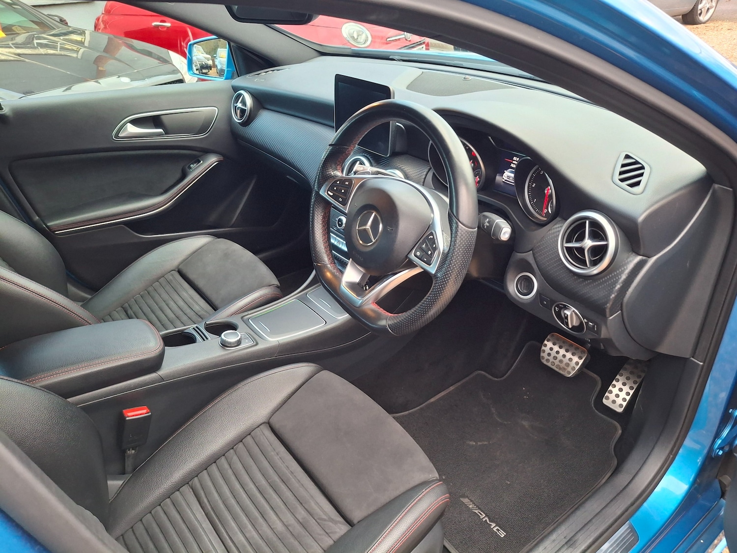 Used Mercedes-Benz A-Class 2017 for sale - 76625707: Photo 9