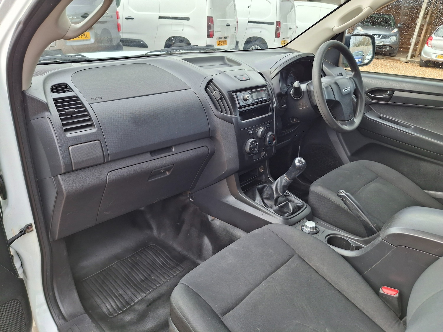 Used Isuzu D-Max 2018 for sale - 77526288: Photo 12