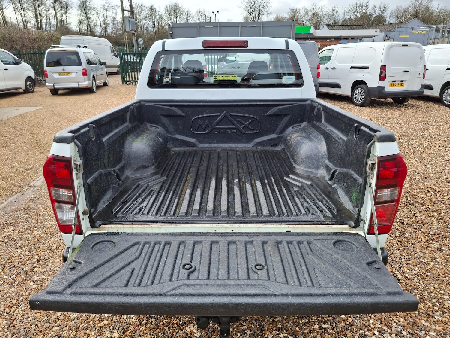 Used Isuzu D-Max 2018 for sale - 77526288: Photo 24