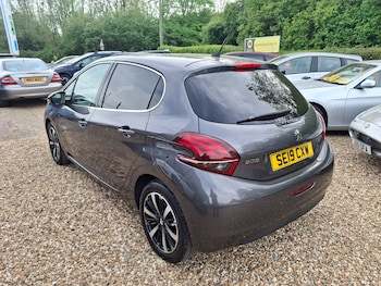 Used Peugeot 208 2019 for sale - 78385526: Photo