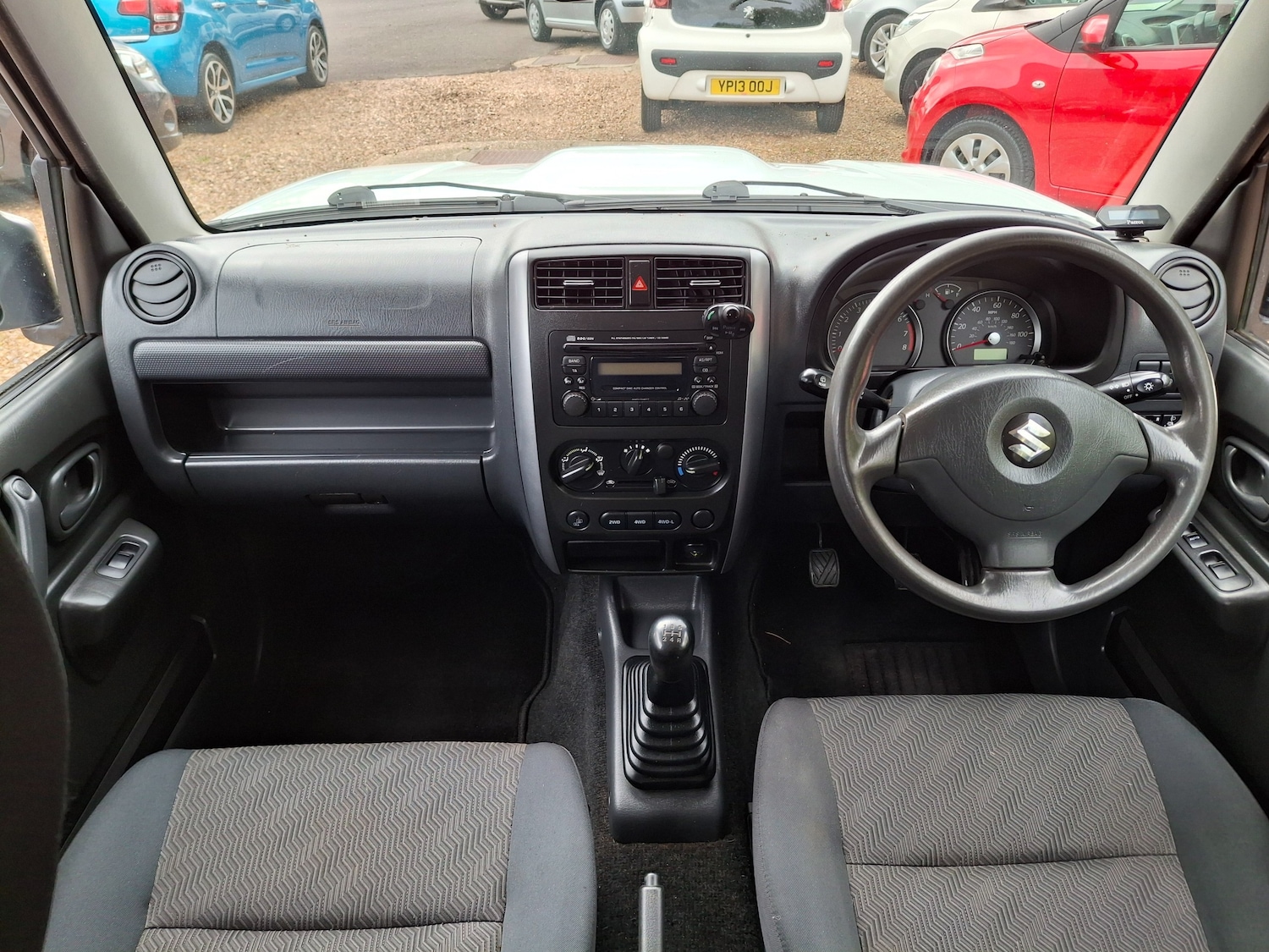 Used Suzuki Jimny 2015 for sale - 77389099: Photo 15
