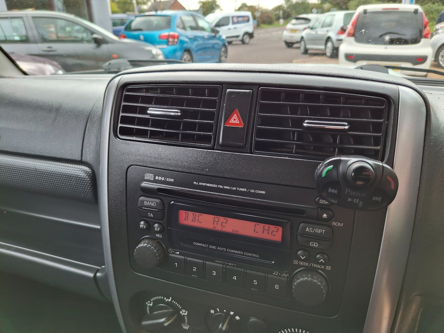 Used Suzuki Jimny 2015 for sale - 77389099: Photo 17