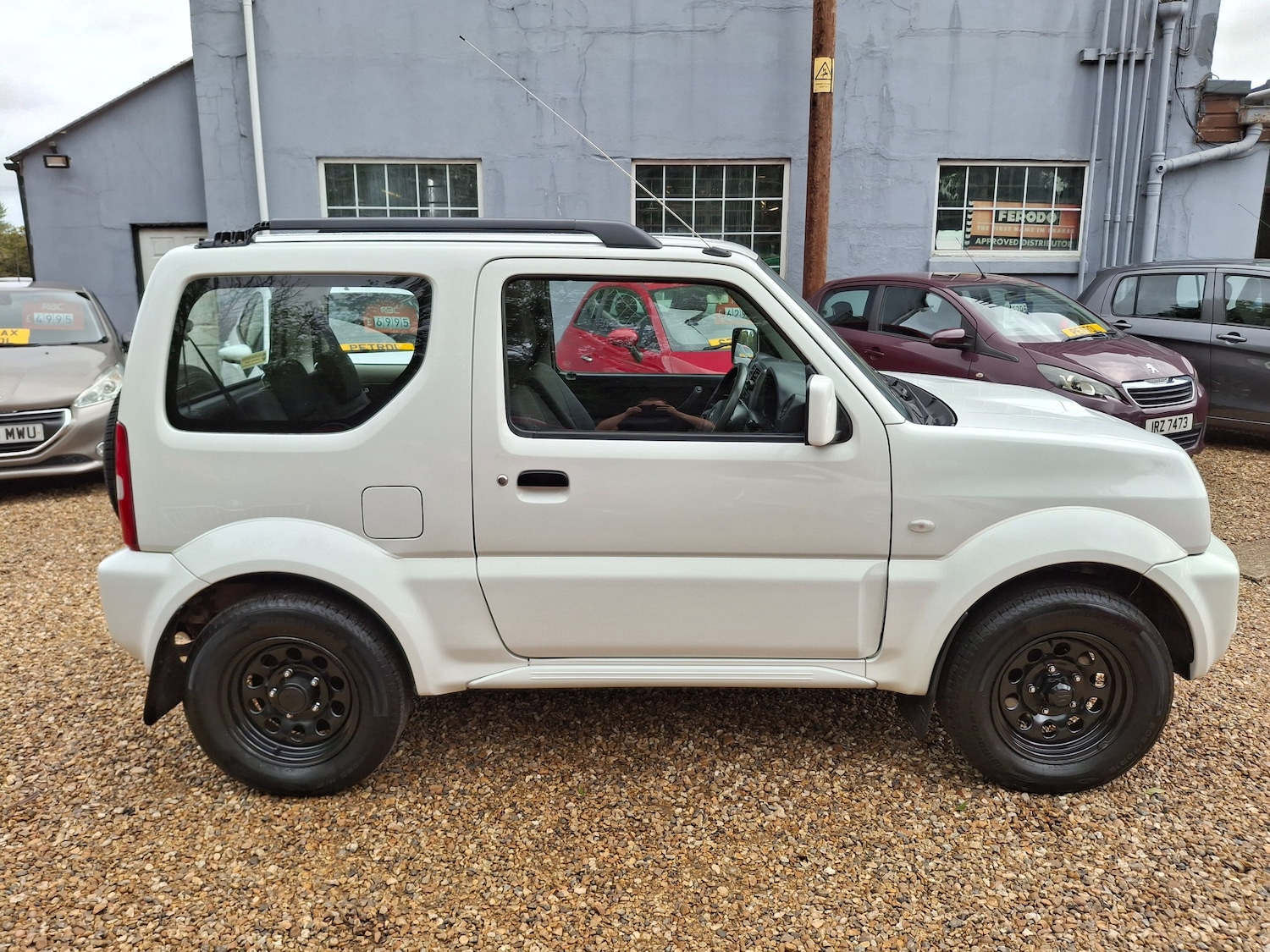 Used Suzuki Jimny 2015 for sale - 77389099: Photo 8