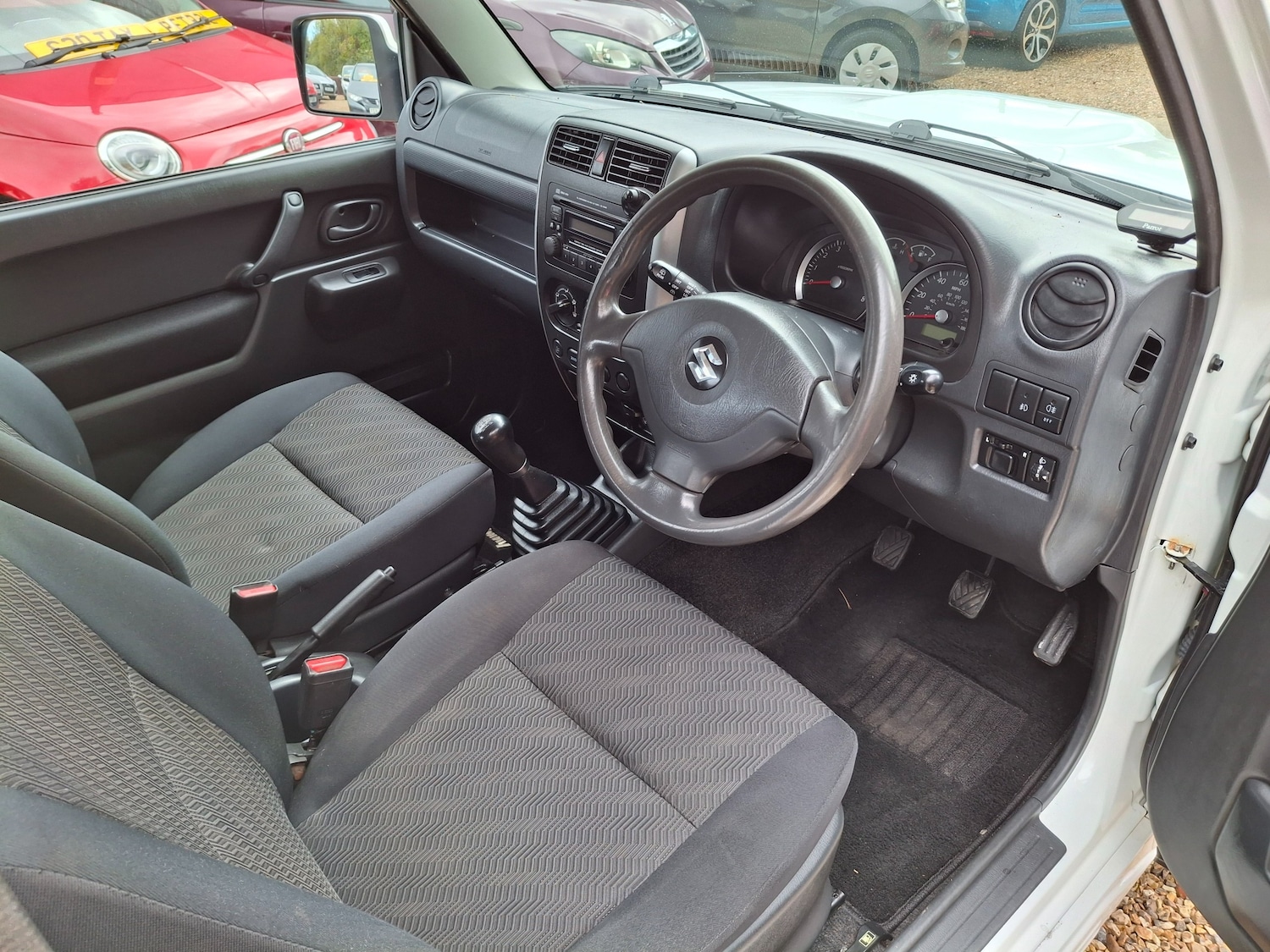 Used Suzuki Jimny 2015 for sale - 77389099: Photo 9