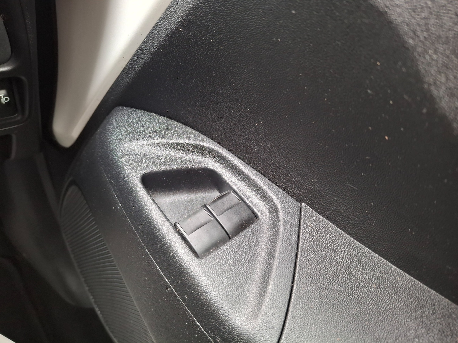 Used Citroen C1 2015 for sale - 77620358: Photo 24