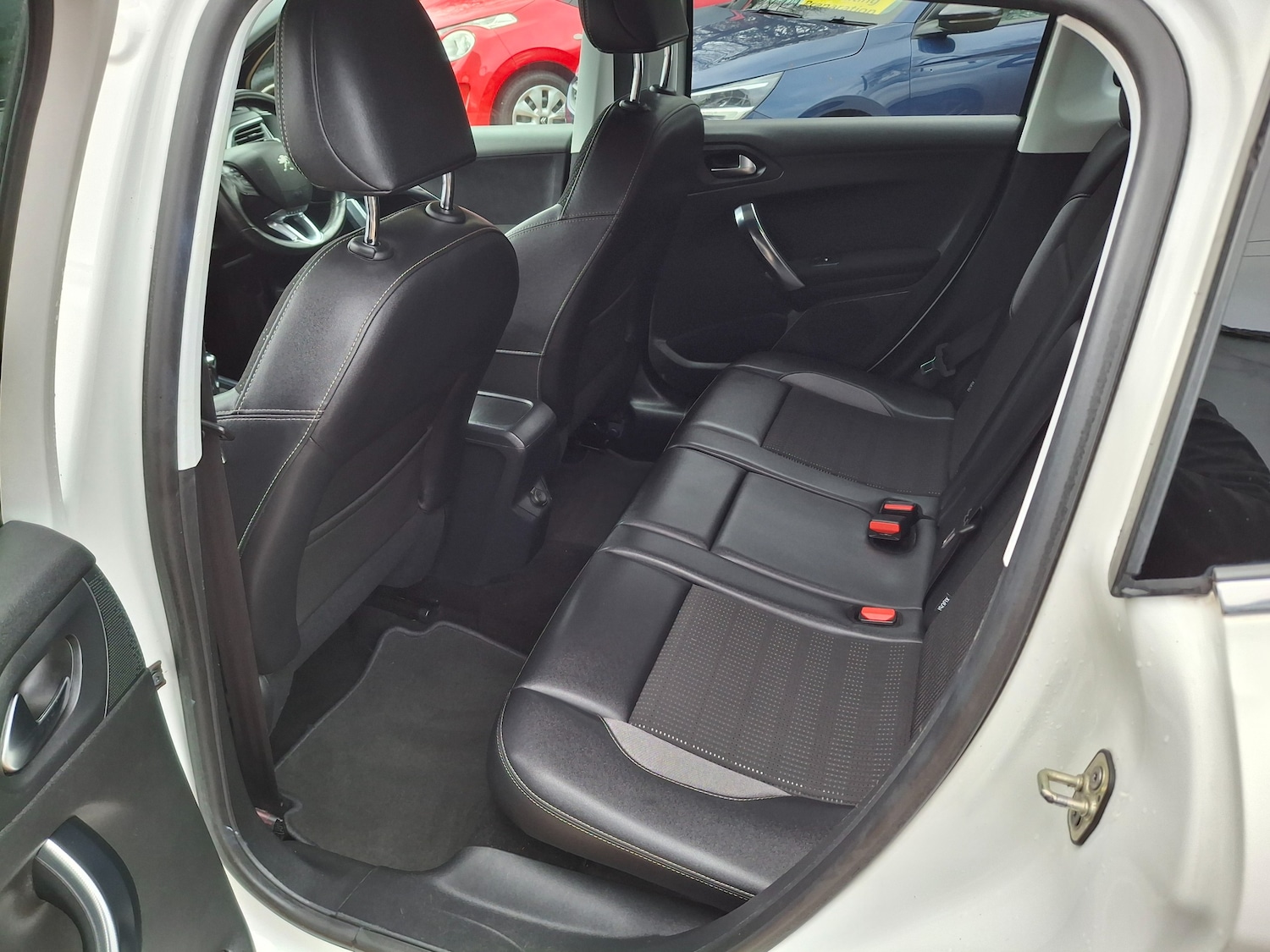 Used Peugeot 2008 2013 for sale - 76665372: Photo 14