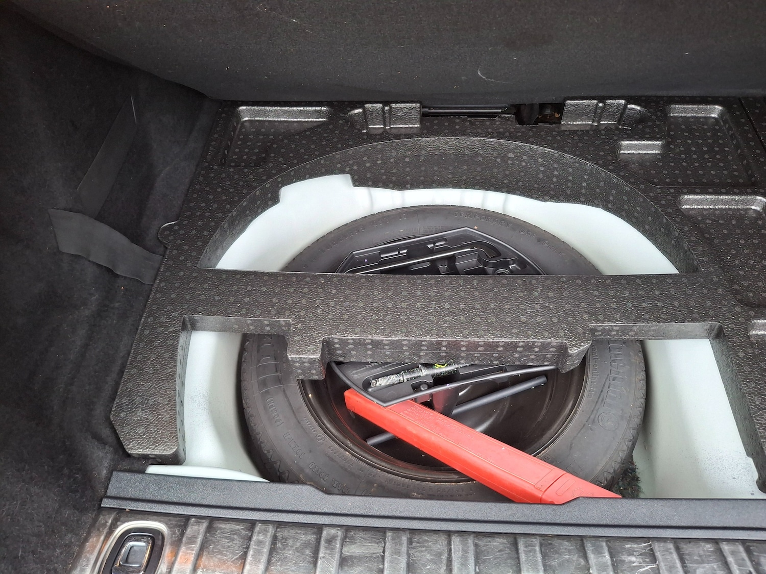 Used Peugeot 2008 2013 for sale - 76665372: Photo 31