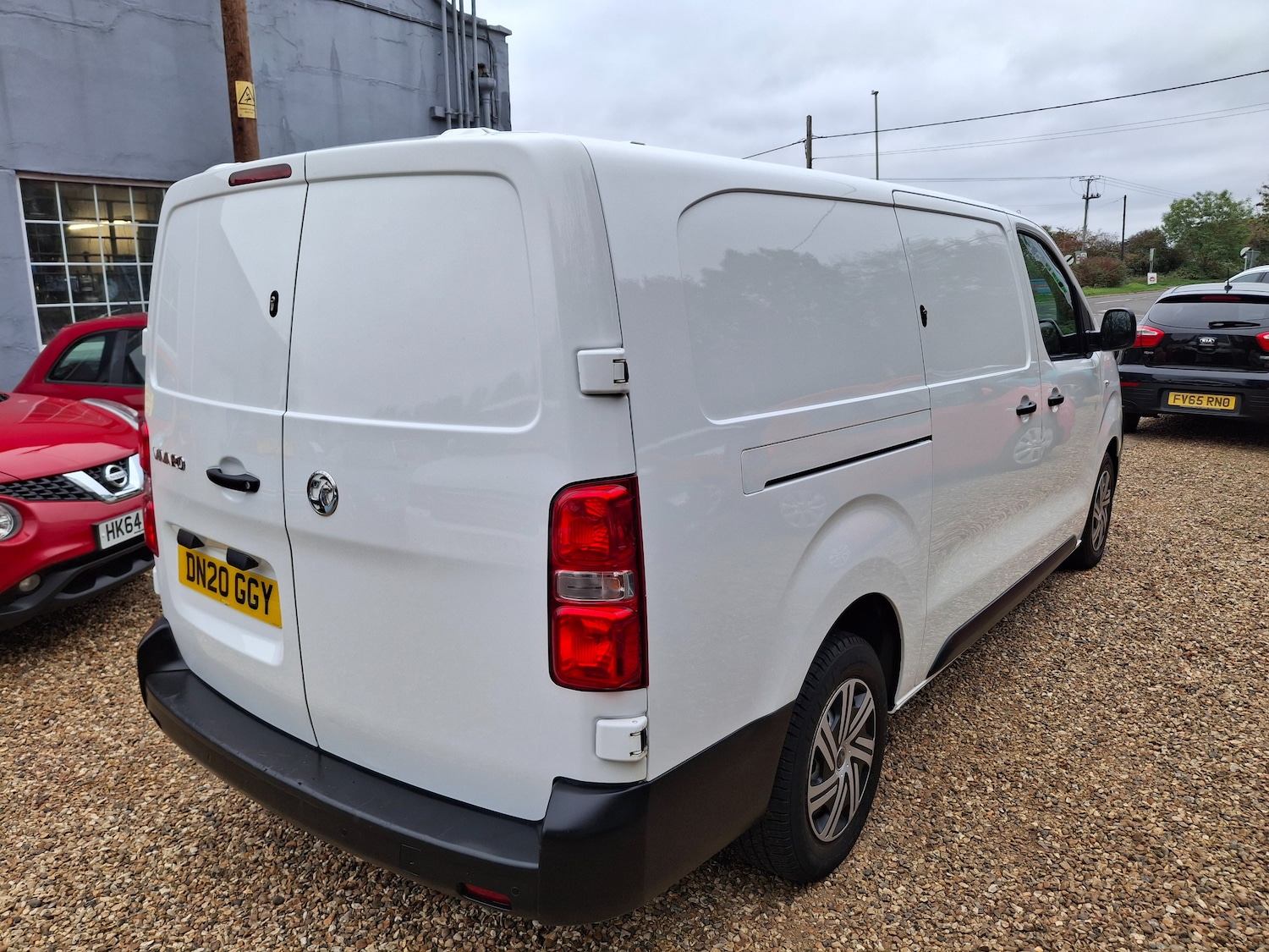 Used Vauxhall Vivaro 2020 for sale - 76273681: Photo 3