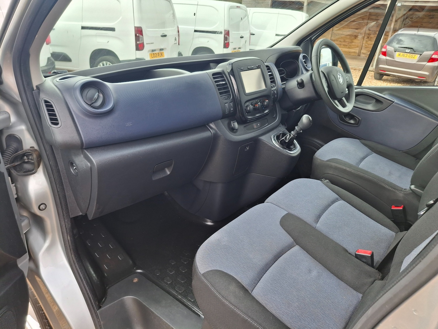 Used Vauxhall Vivaro 2016 for sale - 77552503: Photo 13