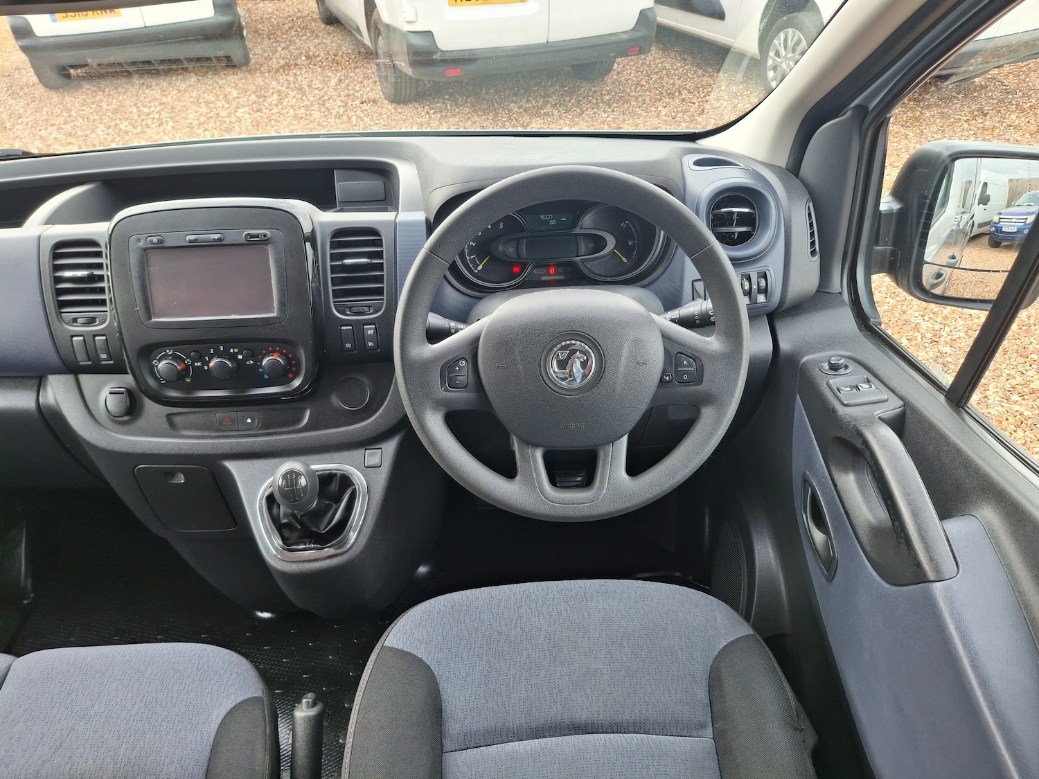 Used Vauxhall Vivaro 2016 for sale - 77552503: Photo 18
