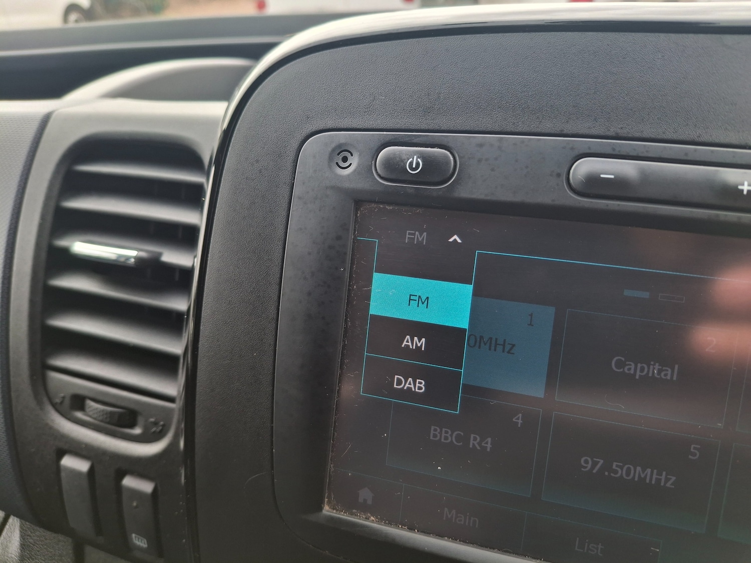 Used Vauxhall Vivaro 2016 for sale - 77552503: Photo 25