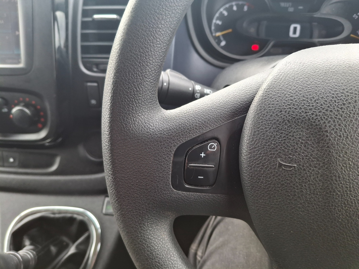 Used Vauxhall Vivaro 2016 for sale - 77552503: Photo 28