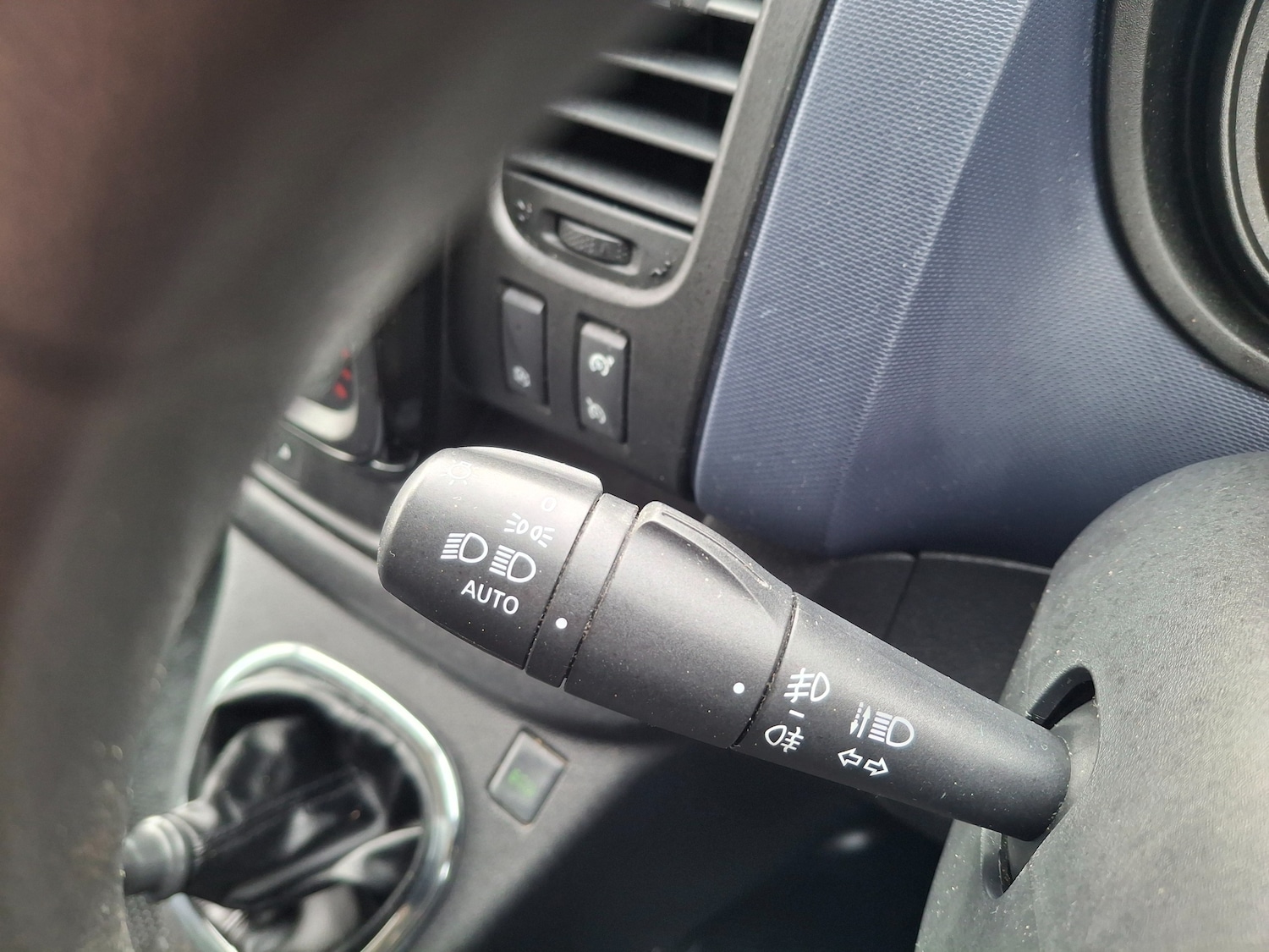 Used Vauxhall Vivaro 2016 for sale - 77552503: Photo 30